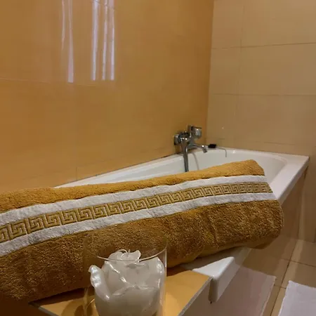 Centro Storico Eleganza E Lusso Nel Monferrato