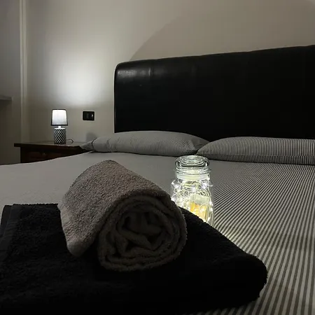 Centro Storico Eleganza E Lusso Nel Monferrato * Казале-Монферрато