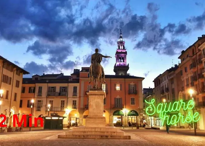 Centro Storico Eleganza E Lusso Nel Monferrato Apartamento